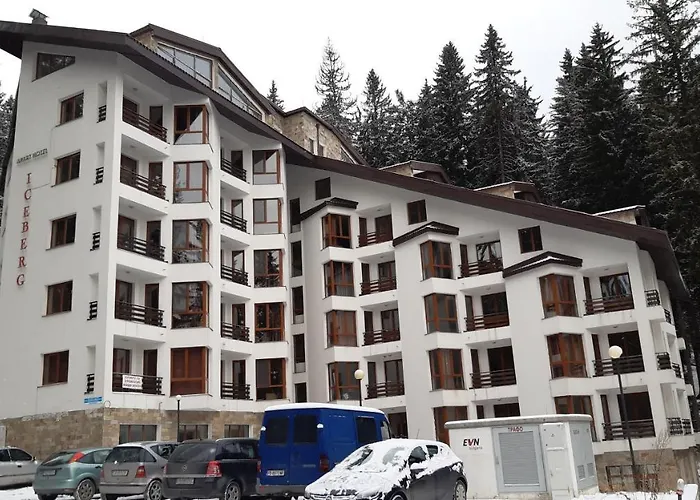 Winter Iceberg Apartment *